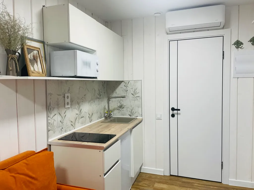 Уютный дом с банным чаном и авторским оформлением на берегу реки