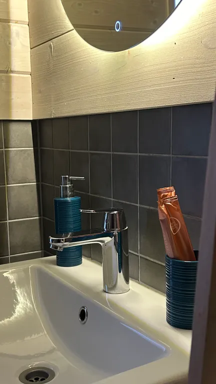 Панорамный дом с камином в престижном поселке