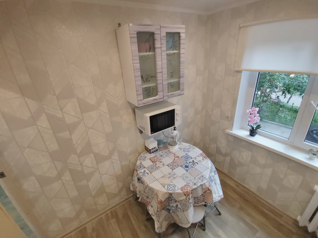 Двухкомнатную квартира в тихом месте центральной части города