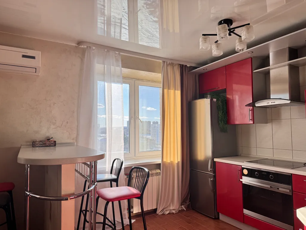 Просторная квартира с видом на Китай на самой набережной