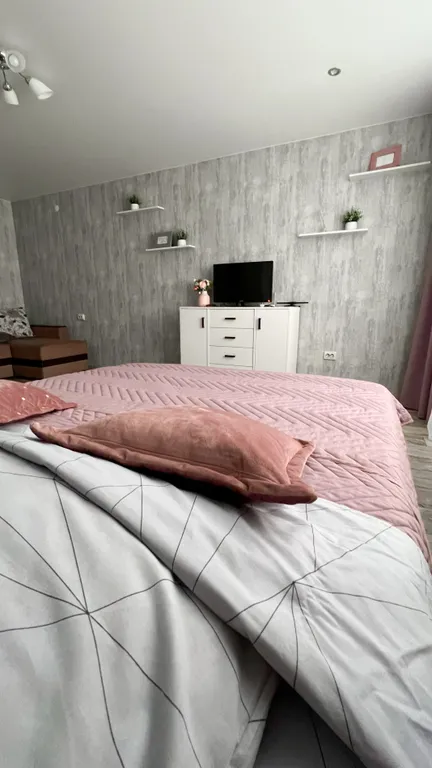 Апартаменты с видом на стадион Текстильщик, рядом ДЮСШ-2