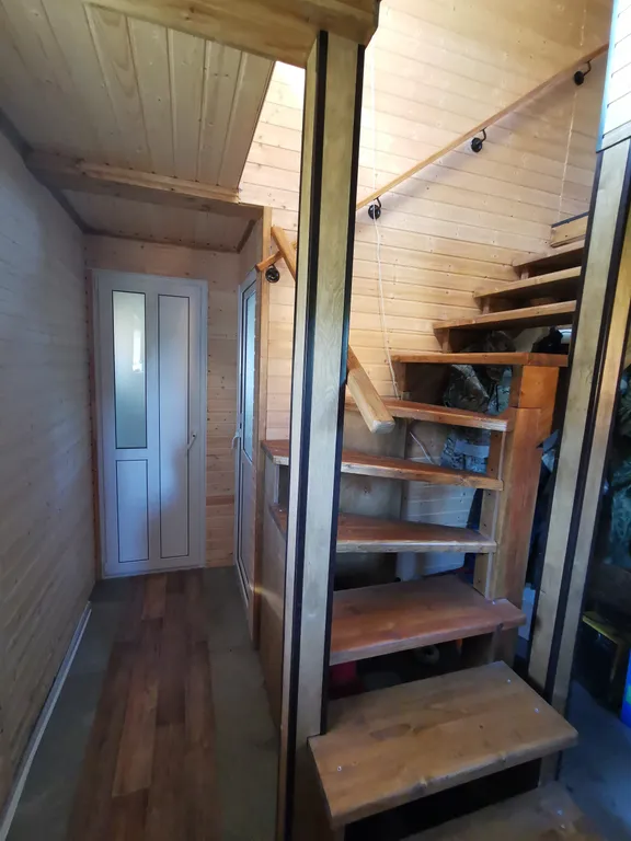 Дом на берегу залива Онежского озера в Республике Карелия