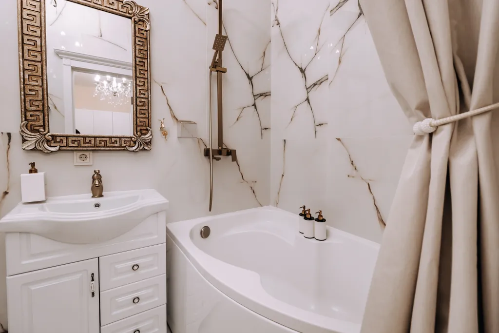 Рыжий Кот Голд (видовая квартира с изолированной спальней)