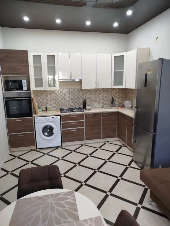 Уютный домик в спальном районе с развитой инфраструктурой