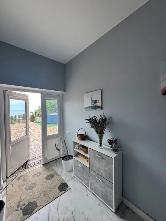 Дом с видом на море