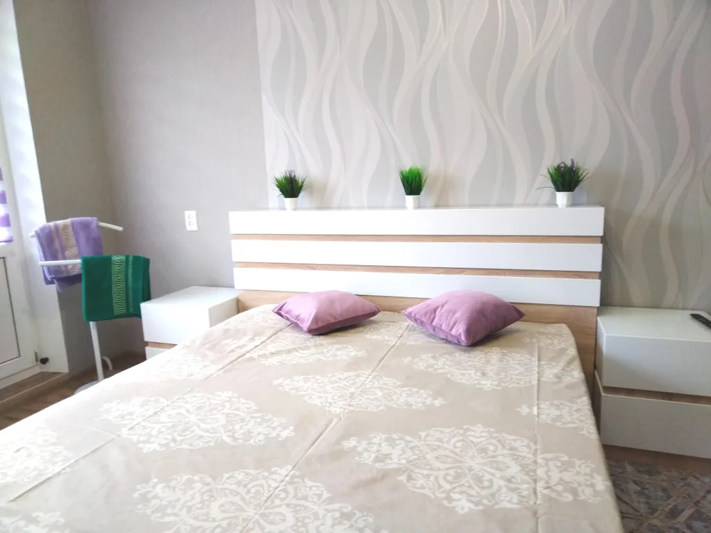 Новая 2 к/кв центр, рядом вокзалы и городской парк