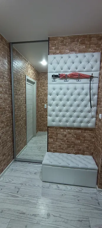 Уютная студия у метро с зоной отдыха и видом на закаты