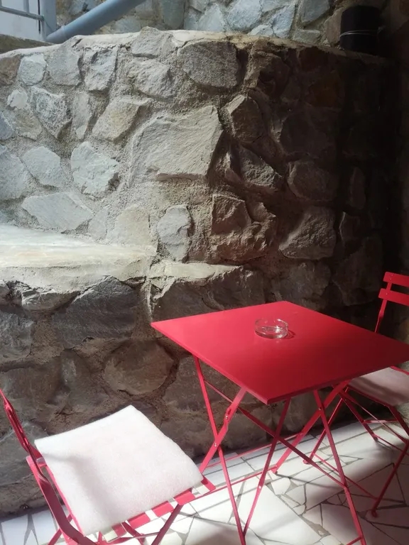 Бросай якорь здесь