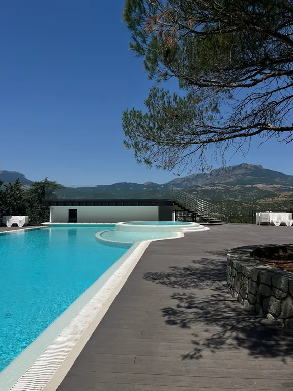 Квартира-студия в окружении хвойного леса и гор. — аренда посуточно в Семидворье