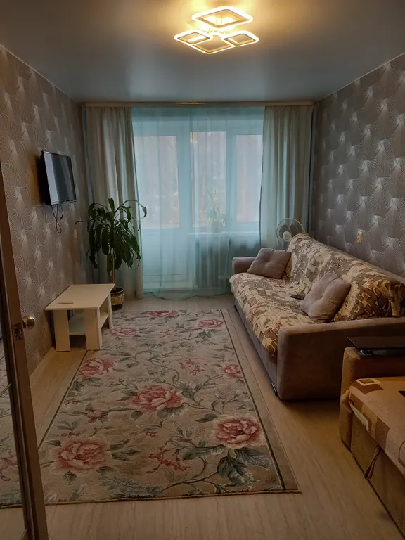 Уютная квартира — аренда посуточно в Выкса