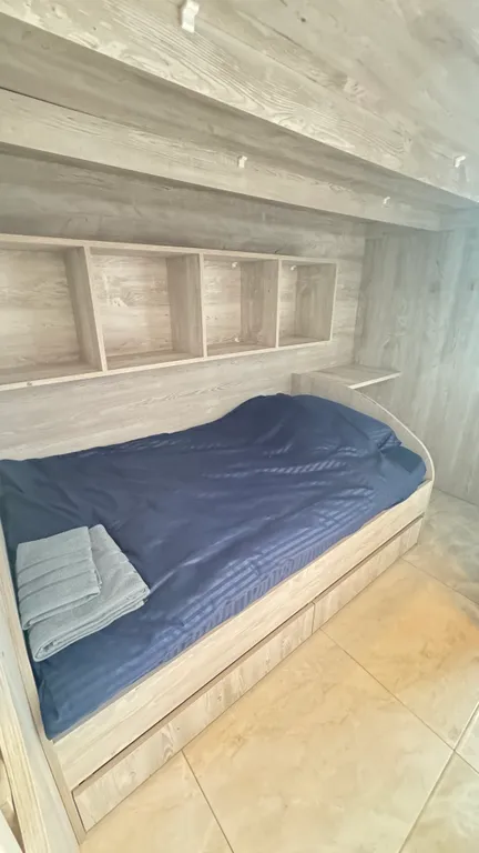 Уютная 2-комнатная современная квартира в центре