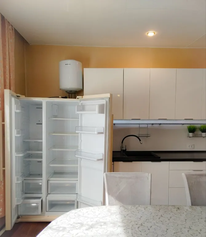 Дом в 3 минутах от источника.
Бесплатная парковка.
Большая кухня.