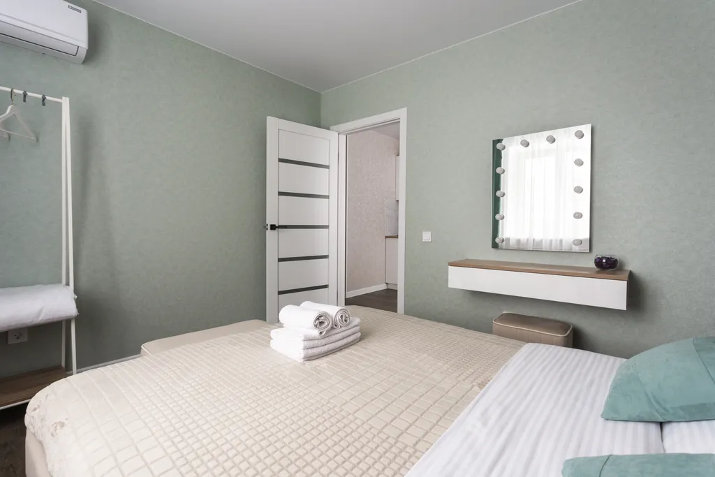 Квартира 2-комнатная квартира в центре Академгородка — Новосибирск