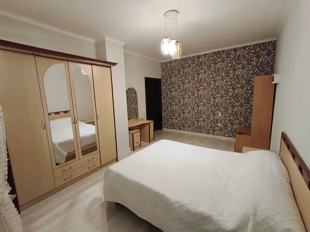 Просторная квартира с отдельным входом, две двуспальные кровати