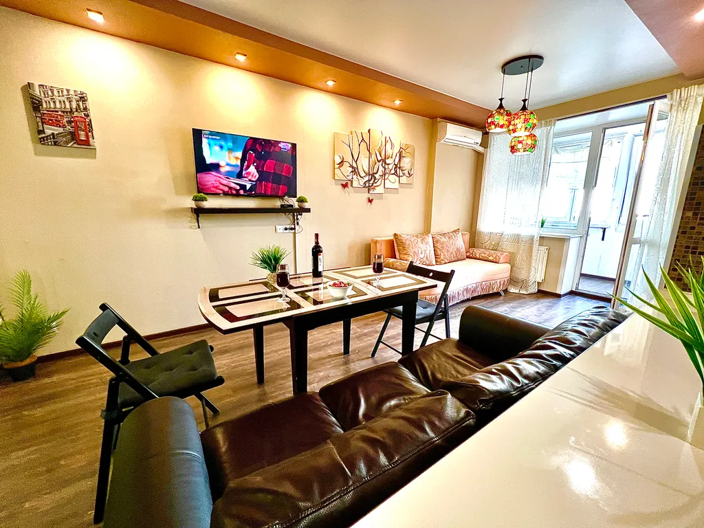 Квартира Квартира Дизайнерская студия на 9 этаже в ЖК Современник рядом с МТЛ-Арена — Самара