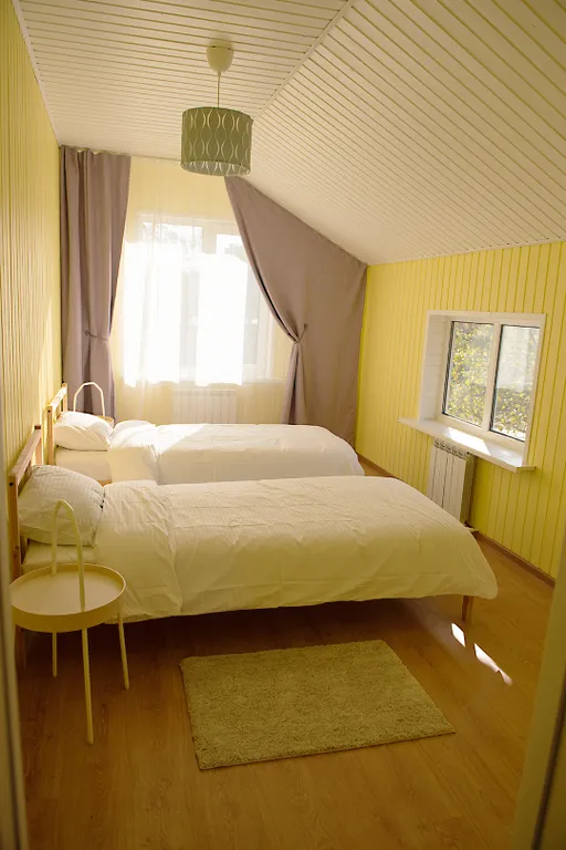 Коттедж Домик в деревне с джакузи — Раково