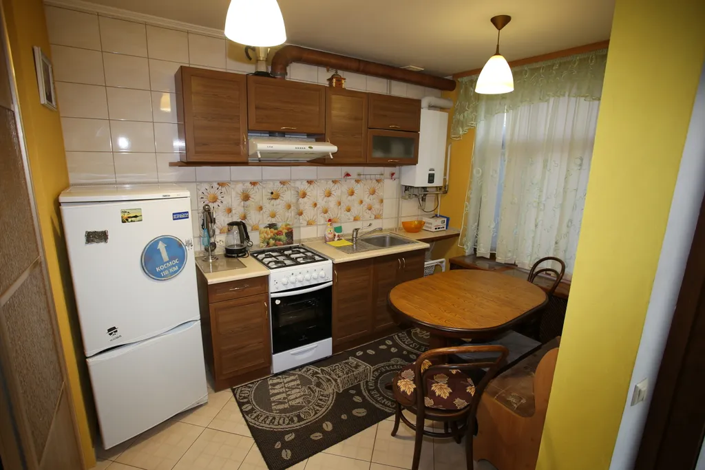 Коттедж 1-комнатный Дом — Феодосия