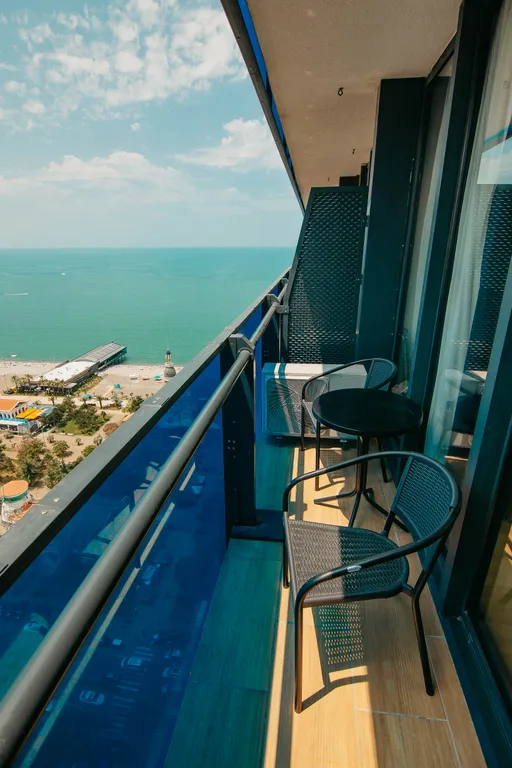 Студия с видом на море