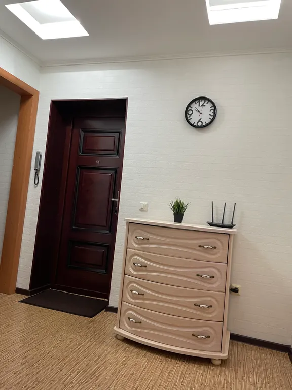 Уютная, чистая 1-комнатная квартира с большой кухней