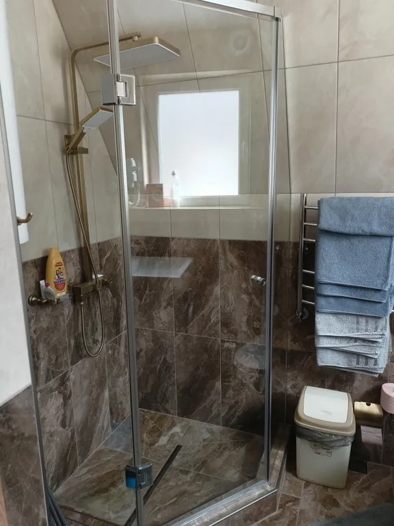 Домик в стиле А-frame шалаш