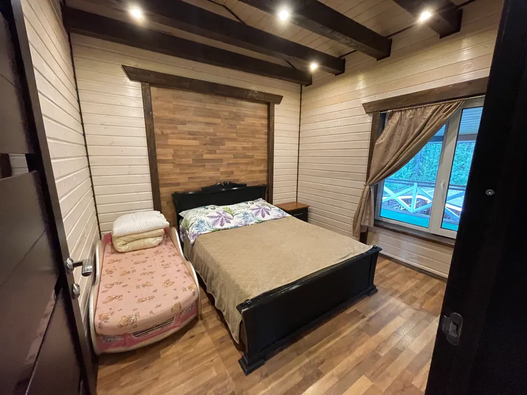 7-комнатный Дом