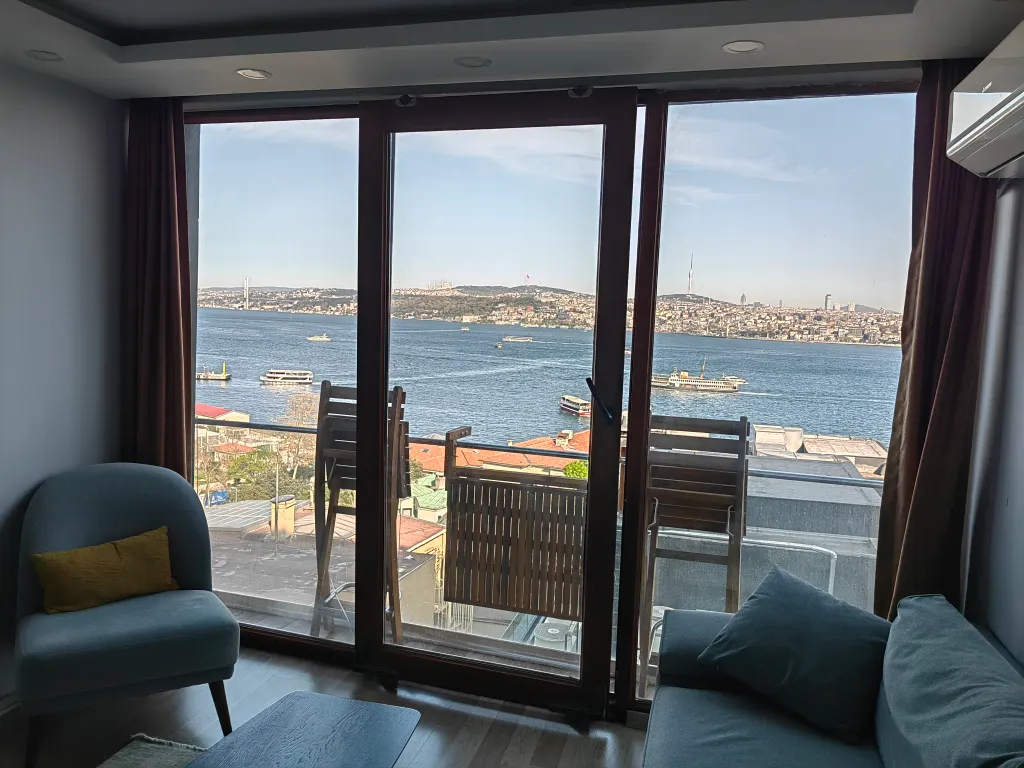 Panoramik Boğaz Manzaralı Taksim Studyo Daire