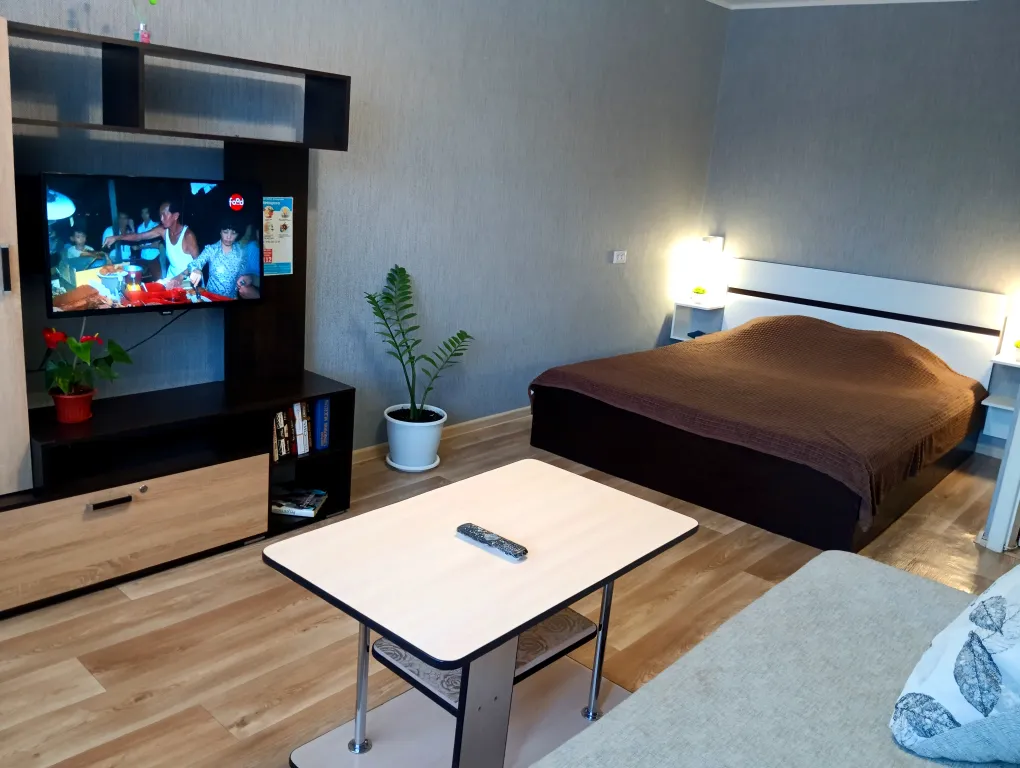 Чистая и тихая квартира — аренда посуточно в Магнитогорск