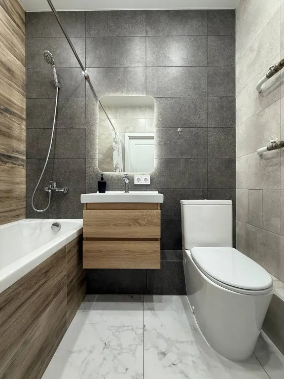 Просторная дизайнерская квартира возле аквапарка