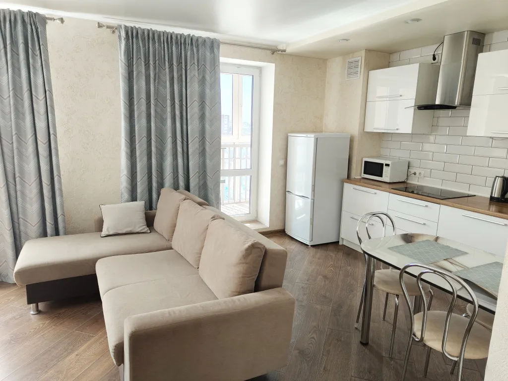 Уютная студия в новостройке в центре