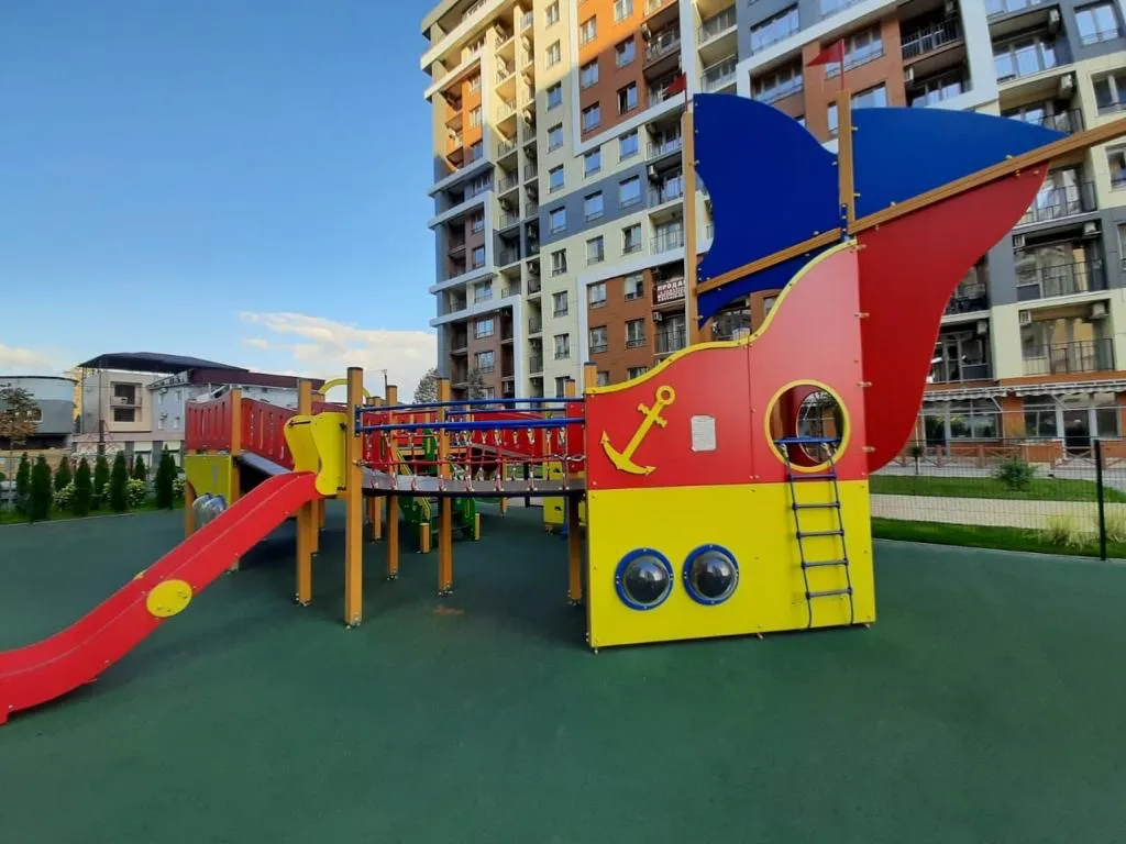 Апартамент с видом на море и горы