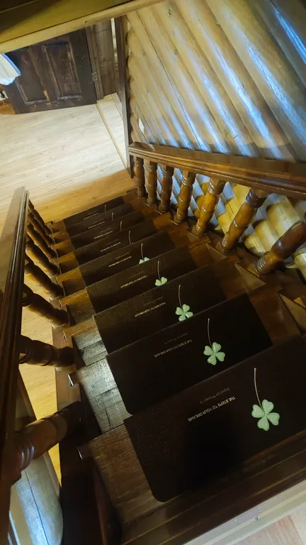 Уютный дом с камином и кедровой баней-бочкой на дровах