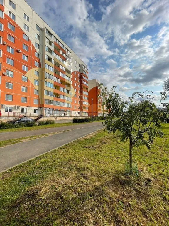 Квартира с 2-мя кроватями, рядом Акрон и Форум