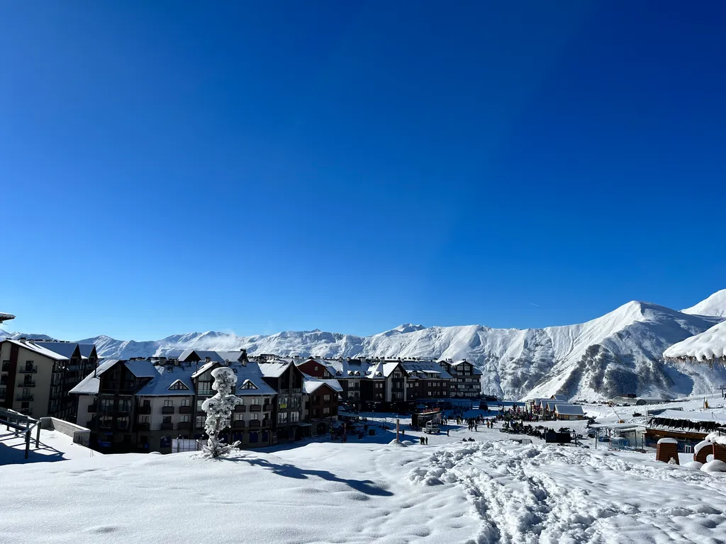 New Gudauri Redco Loft2 room2