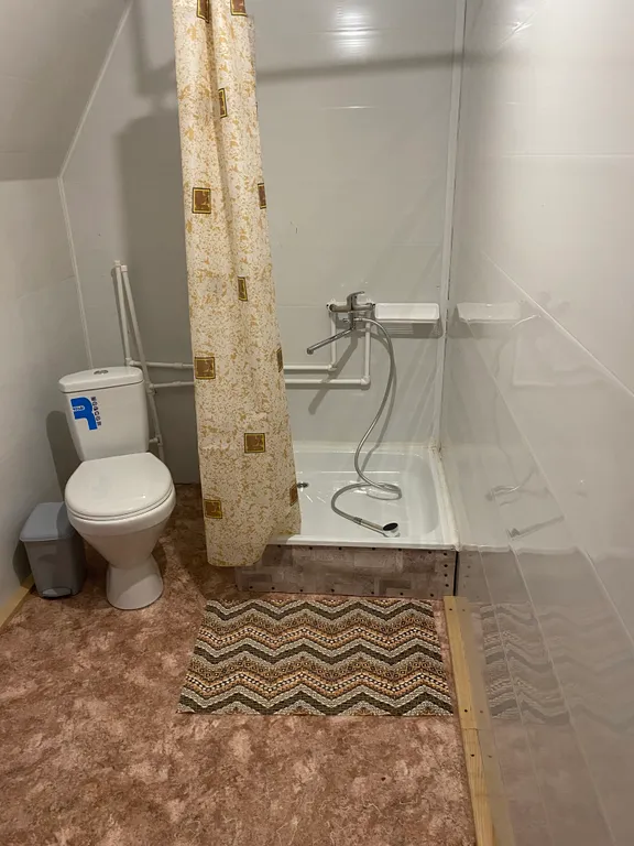 Дом в Тирляне на берегу озера