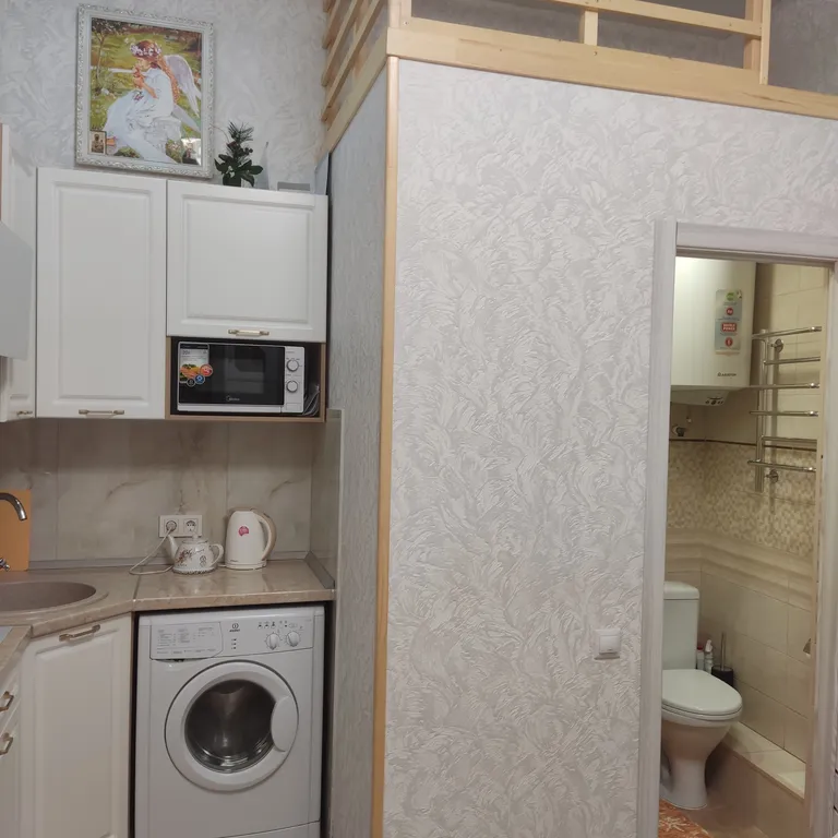 Около Нарзанной галереи и санатория Луч