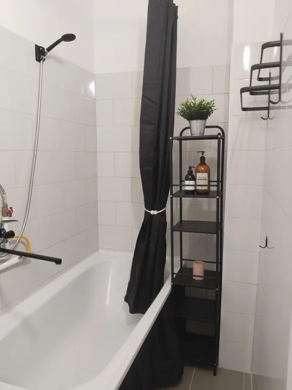 Просторная двухкомнатная квартира в исторической старой части города