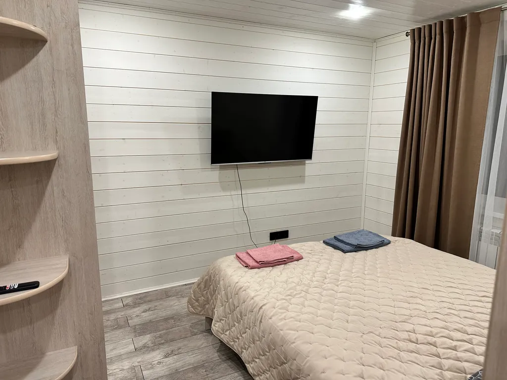 Дом на участке 6 сот.