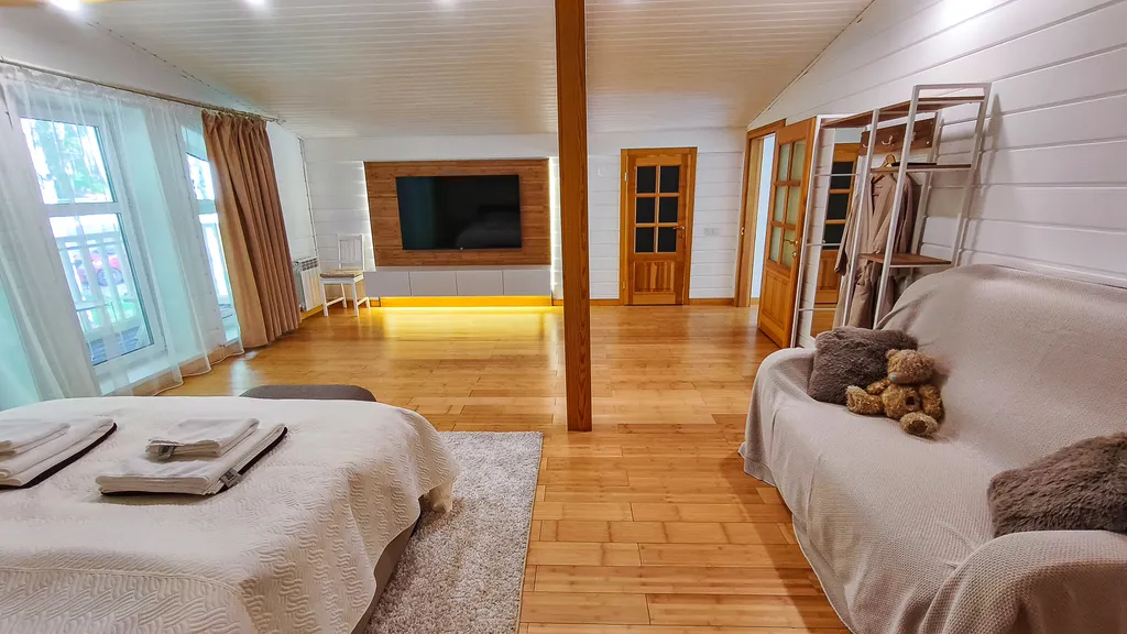 Вилла на берегу Ангары