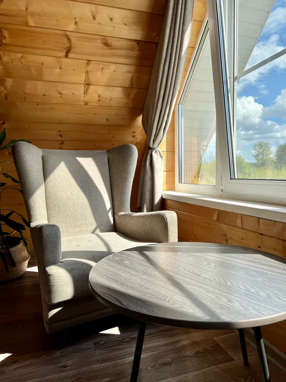 Семейный дом с баней у озера