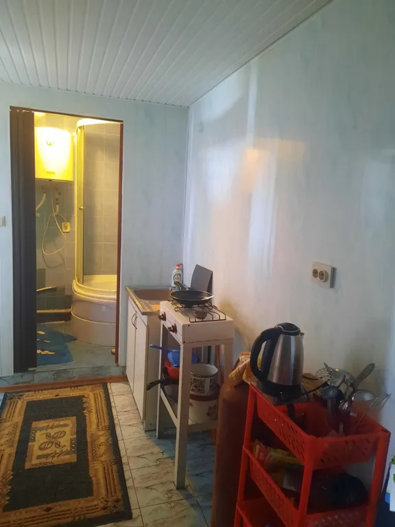 Эллинг на самом берегу моря