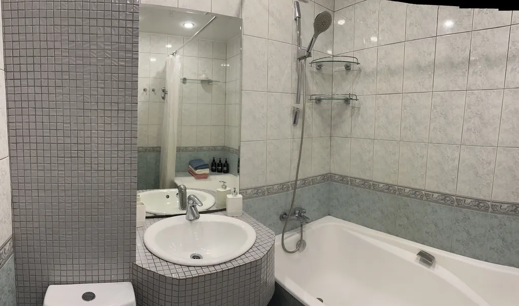 Уютная квартира в доме на берегу озера Разлив