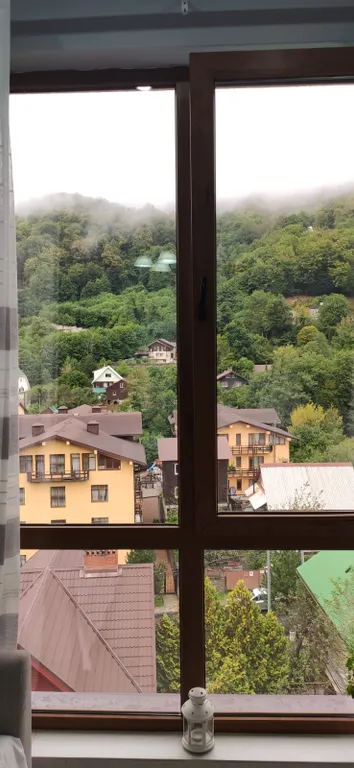 Светлая уютная квартира с видом на горы