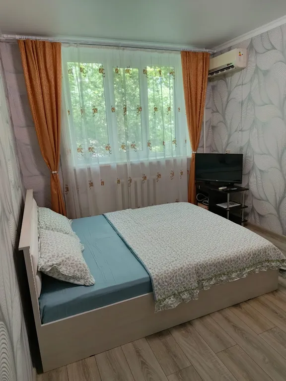 Уютная однокомнатная квартира — аренда посуточно в Новочеркасск