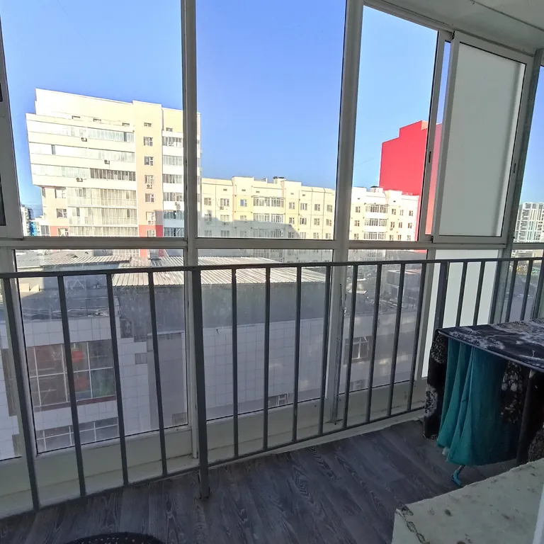 Уютная квартира-студия рядом с центром города в новом микрорайоне