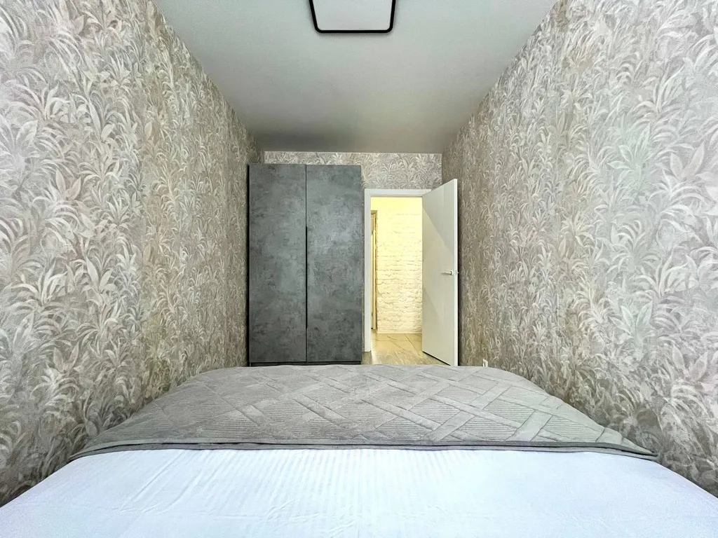 KenigApart Шикарная евротрешка в самом центре города