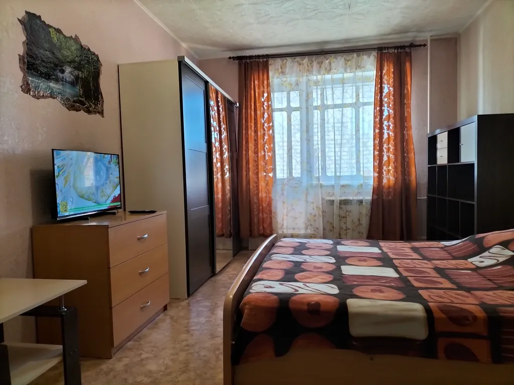 Уютная квартира в центре города — аренда посуточно в Бердск