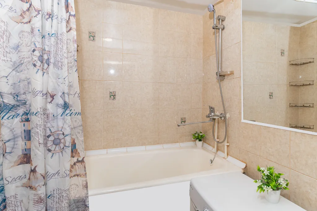 Апартаменты LikeHome на 60 лет Октября