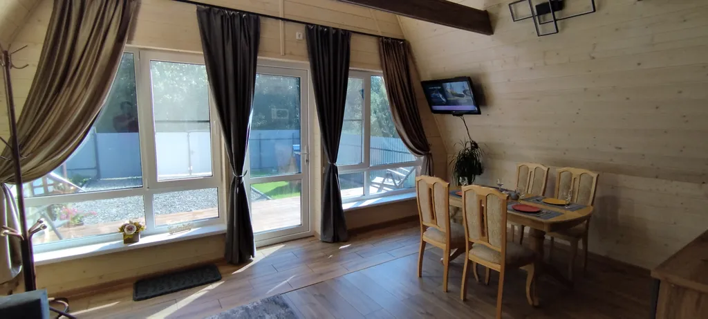 Домик за городом