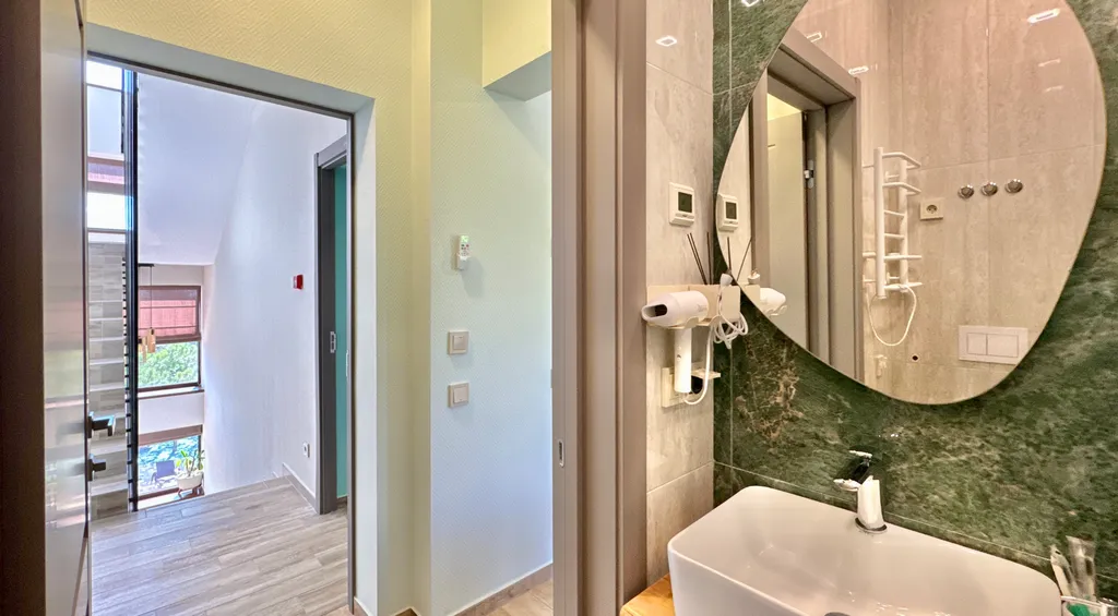 Таунхаус Панда в лесной зоне с подогреваемым бассейном и баней Кореиз