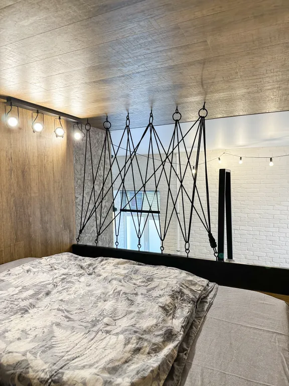 One-Room Loft On Mayakovsky 17
